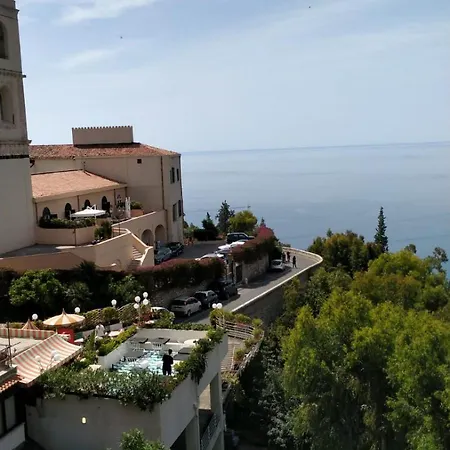Anna Al Duomo * Taormina